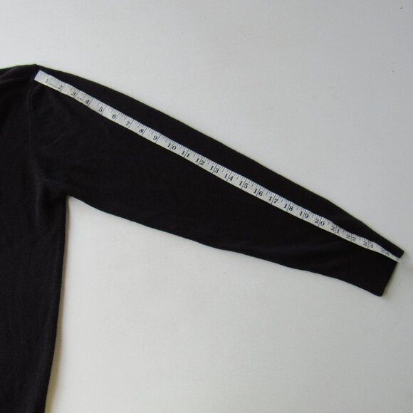 Classic Men's Black Solid V-Neck Sweater by U.S. Polo Assn. Size M - Picture 10 of 10